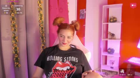 Snapshot of julietacollins_ chatting on 12, 3, 2025 Juliet online show from 12, 3, 2025