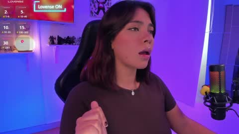 Snapshot of julietariverss chatting on 9, 4, 2026 Julieta online show from 9, 4, 2026