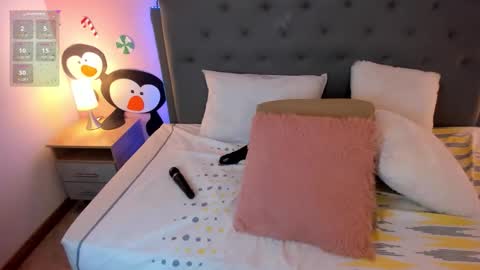 Snapshot of julieth_love_ chatting on 9, 1, 2026 Julieth online show from 9, 1, 2026