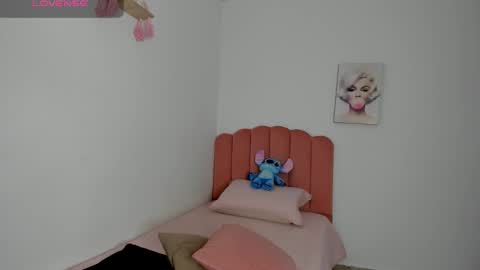Snapshot of julieth_sanzz chatting on 7, 1, 2026 julieth online show from 7, 1, 2026