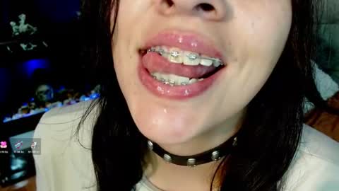 Snapshot of julieth_sex1 chatting on 5, 7, 2026 online show from 5, 7, 2026