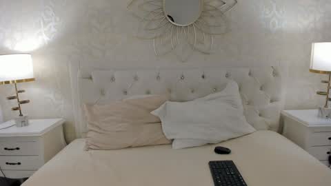 Snapshot of julietta___ chatting on 19, 4, 2026 julietta online show from 19, 4, 2026