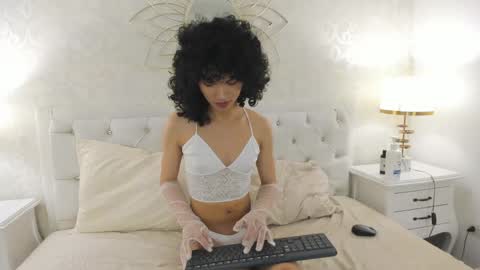 Snapshot of julietta___ chatting on 2, 5, 2026 julietta online show from 2, 5, 2026