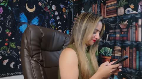 Julietta Jackson online show from 12, 12, 2024