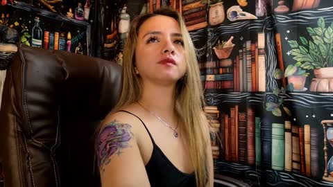 Julietta Jackson online show from 8, 1, 2025