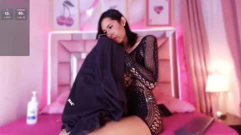   J U L L I E T A F O X   online show from 24, 3, 2026