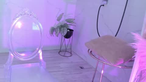 Snapshot of julietta_pink chatting on 12, 2, 2026 Julieta online show from 12, 2, 2026