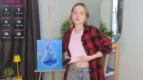 Snapshot of juliettakaniecki chatting on 10, 10, 2025 Mia online show from 10, 10, 2025