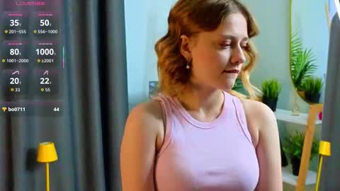 Snapshot of juliettakaniecki chatting on 15, 11, 2025 Mia online show from 15, 11, 2025