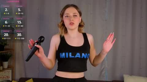 Snapshot of juliettakaniecki chatting on 23, 4, 2026 Mia online show from 23, 4, 2026