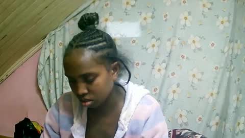 Snapshot of juliette9794 chatting on 22, 9, 2025 juliette9794 online show from 22, 9, 2025