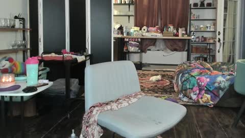Snapshot of juliette_garden chatting on 21, 1, 2025 Here most days 3 online show from 21, 1, 2025