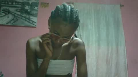 Snapshot of juliexexy chatting on 9, 1, 2025 juliexexy online show from 9, 1, 2025
