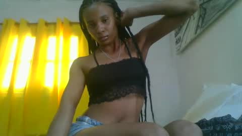 Snapshot of juliexexy chatting on 10, 3, 2025 juliexexy online show from 10, 3, 2025