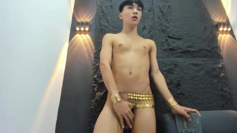 Snapshot of julii_rico chatting on 4, 5, 2026 JULI online show from 4, 5, 2026