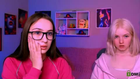 julie online show from 9, 5, 2026