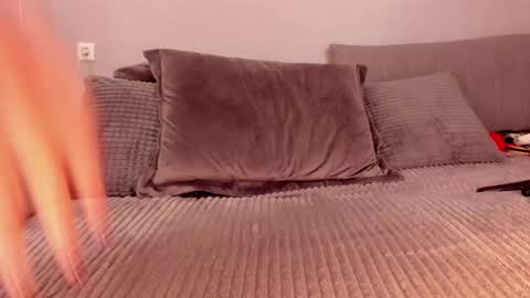 jullia_moor online show from 13, 9, 2025