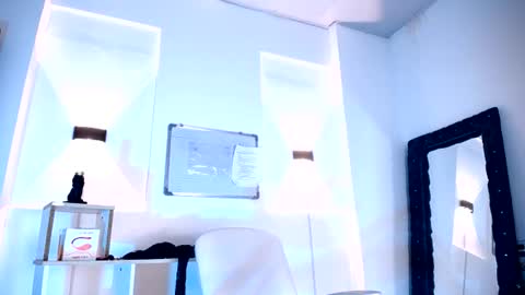 jullian online show from 13, 7, 2026