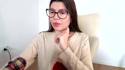 Snapshot of jullyenn chatting on 16, 2, 2025 Jully online show from 16, 2, 2025