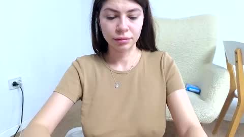 Snapshot of jullyenn chatting on 9, 3, 2025 Jully online show from 9, 3, 2025