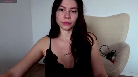 Snapshot of jullyenn chatting on 15, 11, 2025 Jully online show from 15, 11, 2025