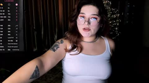 Snapshot of july_slowdive chatting on 9, 1, 2025 Julie online show from 9, 1, 2025