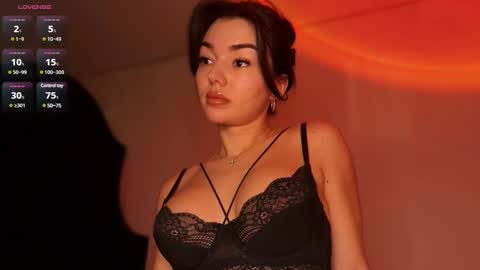 Hloya online show from 17, 12, 2024