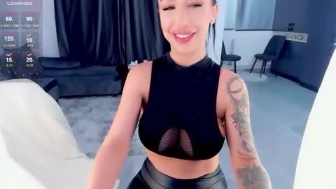 julya online show from 17, 1, 2025