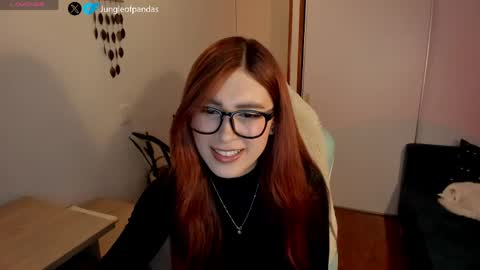 Snapshot of jungleofpandas chatting on 23, 4, 2026 Call me Sussy online show from 23, 4, 2026