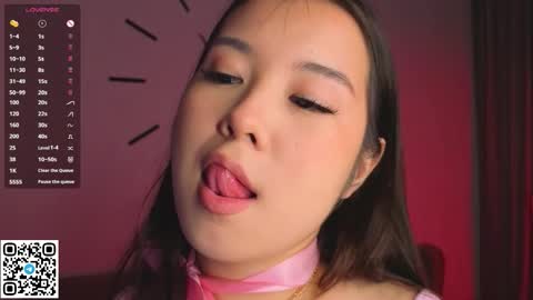 Snapshot of juniebogany chatting on 28, 10, 2025 Bella online show from 28, 10, 2025