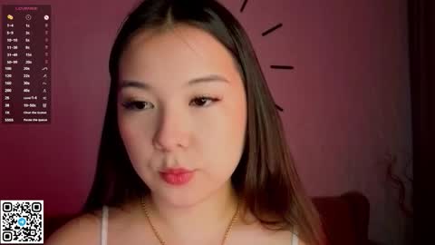 Snapshot of juniebogany chatting on 1, 11, 2025 Bella online show from 1, 11, 2025