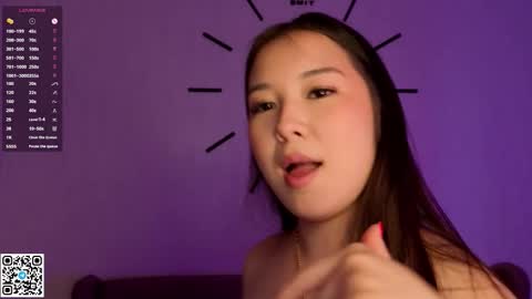 Snapshot of juniebogany chatting on 9, 11, 2025 Bella online show from 9, 11, 2025