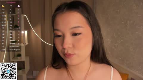 Snapshot of juniebogany chatting on 15, 11, 2025 Bella online show from 15, 11, 2025