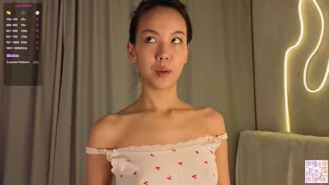 Snapshot of juniebogany chatting on 18, 11, 2025 Bella online show from 18, 11, 2025