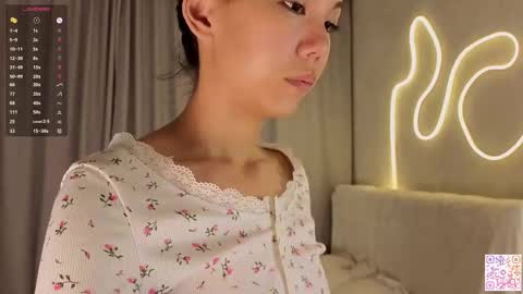 Snapshot of juniebogany chatting on 20, 11, 2025 Bella online show from 20, 11, 2025