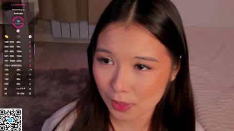 Snapshot of juniebogany chatting on 26, 11, 2025 Bella online show from 26, 11, 2025