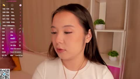 Snapshot of juniebogany chatting on 16, 12, 2025 Bella online show from 16, 12, 2025