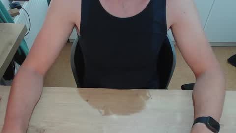 Snapshot of junk2711 chatting on 18, 6, 2026 junk2711 online show from 18, 6, 2026