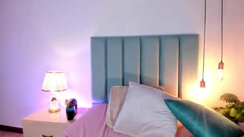 Snapshot of jupiterfoxxxx chatting on 2, 3, 2025 Jupiter Fox online show from 2, 3, 2025