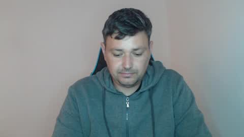 Alex online show from 8, 4, 2026