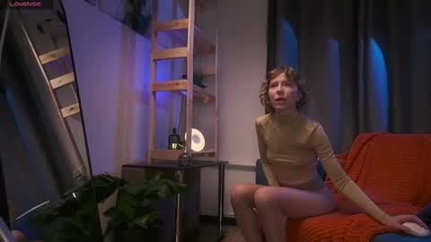 Caroline but call me Carrie online show from 5, 12, 2025