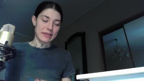 Snapshot of just_curly_ginger chatting on 13, 4, 2026 Ginger Curly online show from 13, 4, 2026