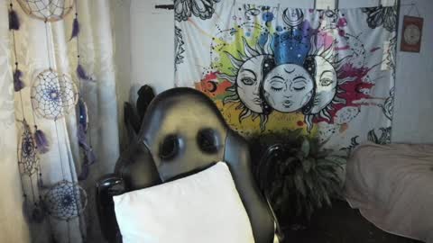 Snapshot of just_katiex chatting on 8, 2, 2025 Sofia online show from 8, 2, 2025