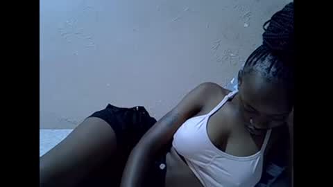 Snapshot of just_nuru chatting on 13, 2, 2025 just_nuru online show from 13, 2, 2025