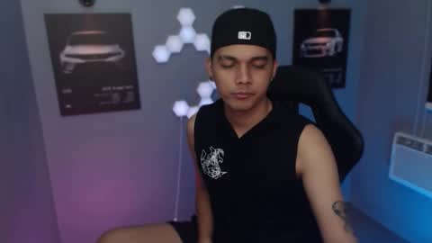 Rhys online show from 8, 9, 2025