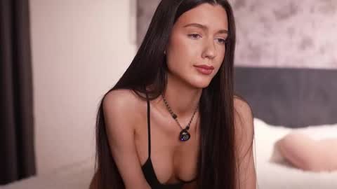 Snapshot of justbarbie_new_ chatting on 12, 11, 2025 Katarina online show from 12, 11, 2025