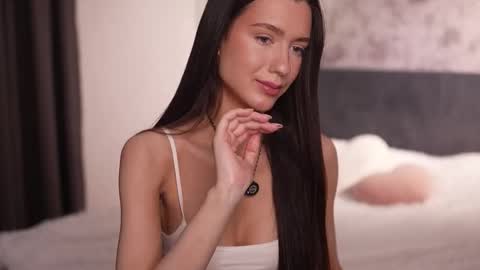 Snapshot of justbarbie_new_ chatting on 13, 11, 2025 Katarina online show from 13, 11, 2025