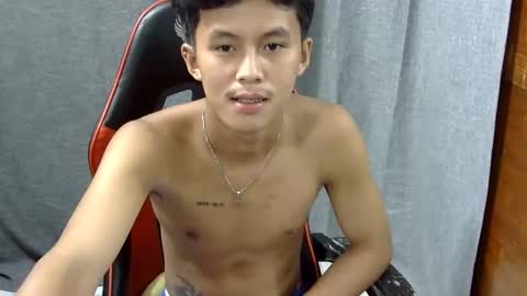 Snapshot of justcallme_james chatting on 12, 4, 2026 James online show from 12, 4, 2026