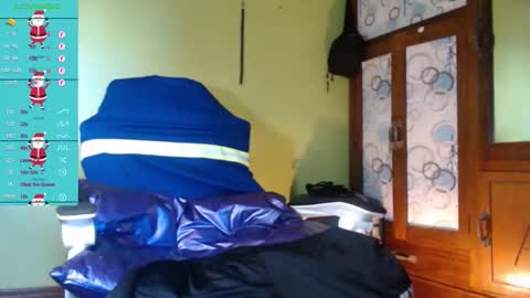 Snapshot of justcallmekarl chatting on 2, 12, 2025 Karl online show from 2, 12, 2025