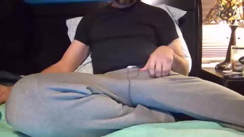 Snapshot of justcallmelaz chatting on 22, 12, 2025 just laz online show from 22, 12, 2025